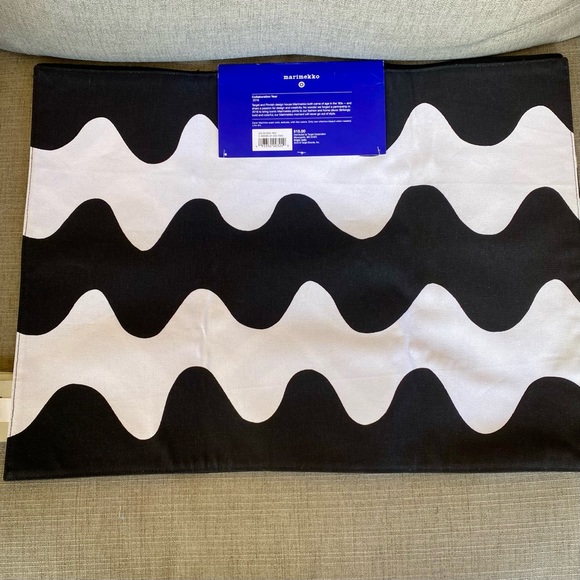 NWT Marimekko for Target 20 Years Anniversary Collection Placemats Set of Four - Picture 3 of 7
